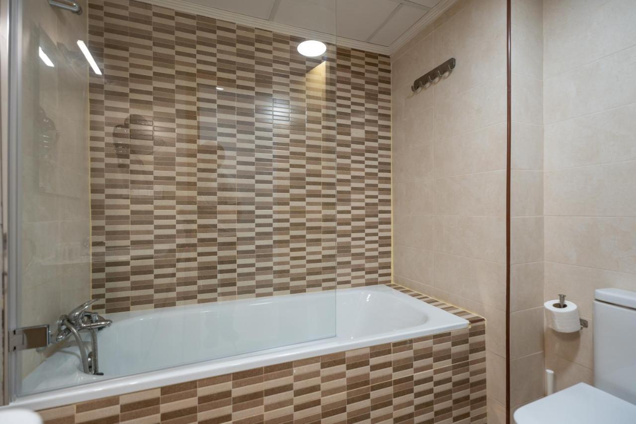 Marq Castillo Habitaciones Alicante Esterno foto